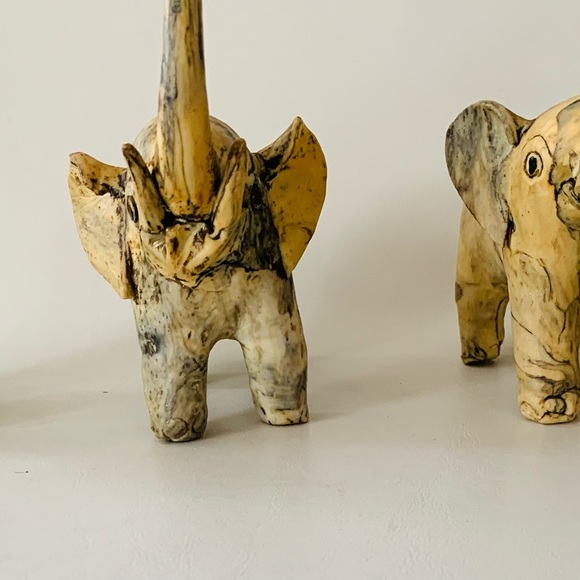 Vintage Marbled Clay Composite Elephant Sculpture Figurines Folk Art Shelf Decor - Picture 7 of 9